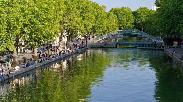 Placed on one of the best spots in Paris, next to the Canal St Martin and Bohemi Boulogne-Billancourt, France Room in trendy center of Paris Private room in rental unit vacation rental 6682734