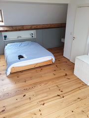 The bedroom with a double bed is located at the 4th floor of charming building n Etterbeek, Belgium Ensuite bedroom with terrasse in Stephanie Private room in rental unit vacation rental 42310143