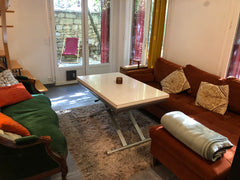 Bonjour, <br /><br />Je propose mon logement à la location lorsque je m'absente  Paris, France Maison à 15mn du centre de Paris en transport Entire townhouse vacation rental 23725054