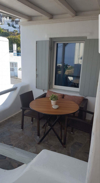 A clean one bedroom apartment full equipped with seaview balcony, exactly what y Greece Seaview apartment at Agios Stefanos Mykonos Entire rental unit vacation rental 32395893
