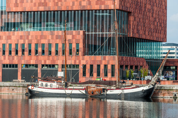 Sailing vessel in the centre of Antwerp, ideal for groups ( 24 beds) and individ Edegem, Belgium Cosy historic Ship Hannus  Antwerp Private room in boat vacation rental 1328770