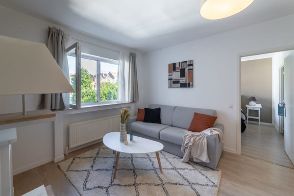 This lovely apartment is filled with natural light. Recently renovated, our loca Brussels, Belgium Sweet Inn | Charming 2BR Apt. by the EU Quarter Entire rental unit vacation rental 52530620