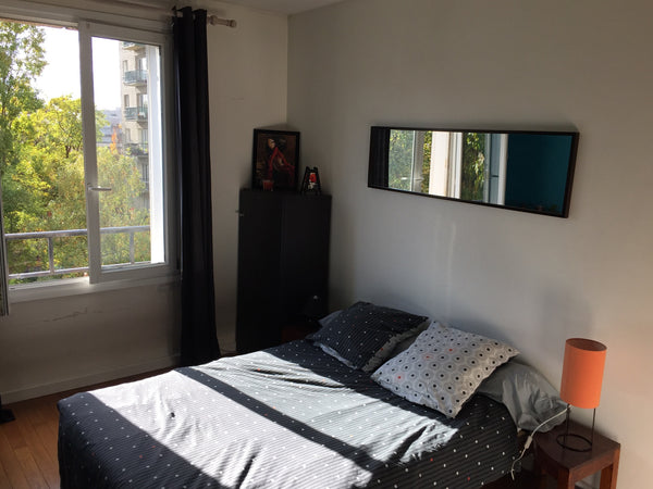 Damien and Christine welcome you and offer a 17 m2-room in a 80 m2-apartment wit Paris, France Room for rent in an apartment Private room in rental unit vacation rental 13468807