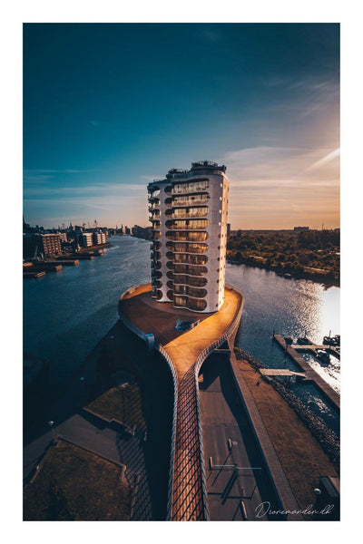 Close to City Center surrounded by warter. 4 km to centrum.<br />Astoning wiew a  Surrounded by warter in Copenhagen. Entire rental unit vacation rental 46057654