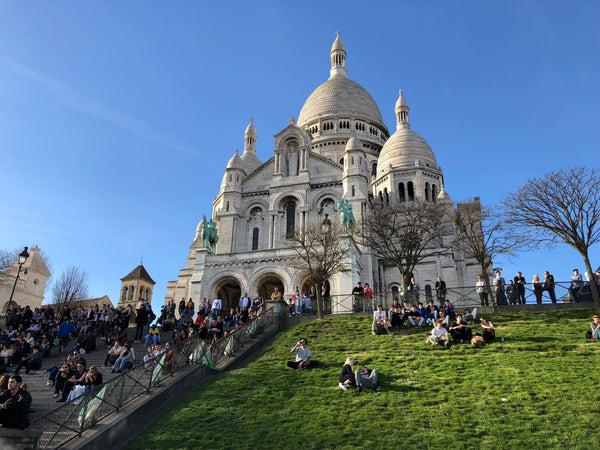 The 110 square meter apartment is on the top floor with a view of the Sacred Hea Paris, France Location  Paris  Montmartre vue exceptionnelle ! Entire rental unit vacation rental 24068704