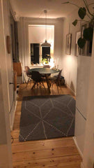 Dejlig lejlighed der ligger tilbagetrukket fra vejen.<br /><br /><b>The space</b  Dejlig stuelejlighed tæt ved metro og indre by Entire condo vacation rental 53333193