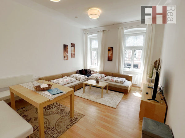 The apartment is in close proximity to the Wilhelminenspital and Wilhelminenberg  Cosy 2-room apartment Entire rental unit vacation rental 669282918428561433