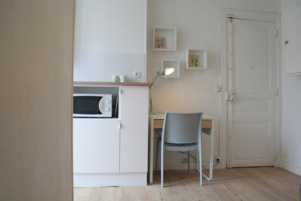 Petit studio de 17 m2 situé sur la place de la Nation. Très bien desservi (proch Paris, France Studio dans le 12ème Entire rental unit vacation rental 6986942