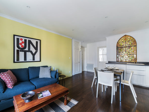 Located in the Part-Dieu area, this flat can accommodate up to 4 people.<br /><b Paris, France Atypical and cozy flat in the heart of Lyon Entire rental unit vacation rental 34358653