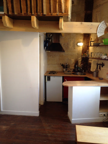 Appartement avec chambre en mezzanine  calme tres bien situé et cozy<br /><br /> Bordeaux, France Studio cozy simple mais confortable Private room in guesthouse vacation rental 17709977