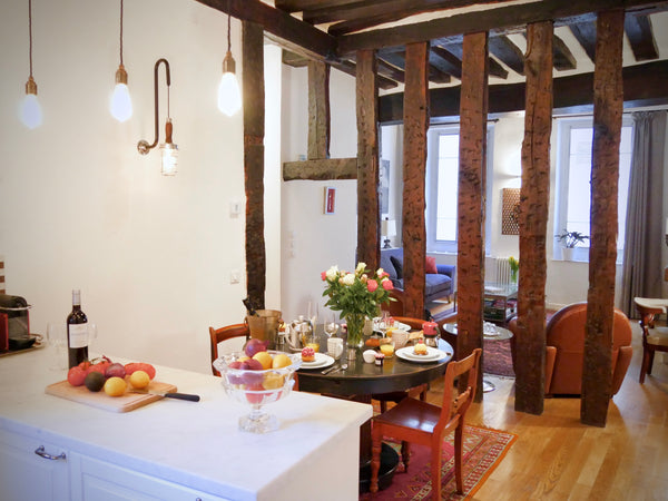 Pied-à-terre is for 2 couples or a family w children, this 2 bedrooms flat sleep Antibes, France Quiet/luxurious/charming 2bed/2bath flat/Marais/4 Entire rental unit vacation rental 22839229