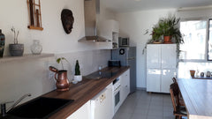 Our apt is calm, big, full of light, located on the top floor, air conditioned,  Bordeaux, France B new, top floor, terrace, AC, views Cité du Vin! Entire condo vacation rental 19378383