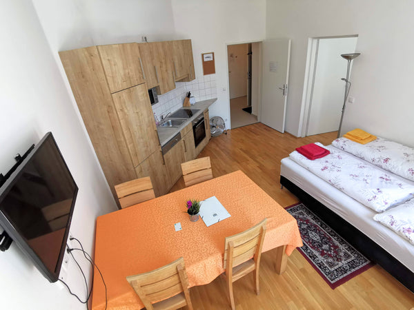 Completely renovated apartment for 2-4 people, very well connected, right next t Vienna, Austria New 2-room apartment Type B Entire rental unit vacation rental 2706311