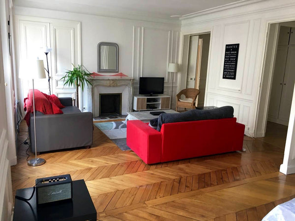 The room is a private room and the other commom area of the appartment are share Paris, France Private room in an astonishing 102 m² appartment Private room in rental unit vacation rental 18686161