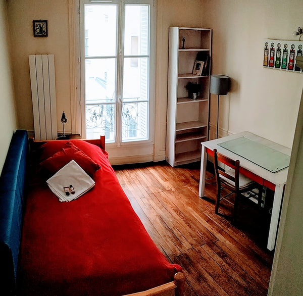 Welcome in the private bedroom inside a big shared flat in the center of Paris : Paris, France Nice room in the Batignolles district Private room in rental unit vacation rental 29557251