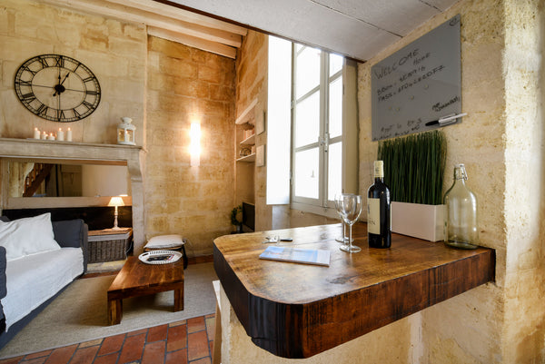 This beautiful studio with its mezzanine bedroom, has been renovated and convert Bordeaux, France Stone studio in the old Bordeaux Entire condo vacation rental 8545333