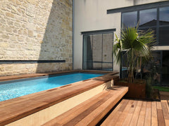 Située au cœur des Chartrons, profitez du calme et du confort de ce loft composé Bordeaux, France Loft avec piscine chauffée au cœur de Bordeaux Entire villa vacation rental 34747378