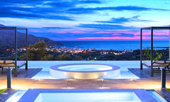 Blending seamlessly with its luscious verdant surroundings, has been designed an London, United Kingdom Mistral Suite Heated Pool Entire rental unit vacation rental 47125761