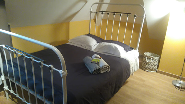 Welcome to the well sought-after area of Brussels!<br /><br />Book this stylish  Brussels, Belgium Auderghem (no longer available) Entire rental unit vacation rental 23853248