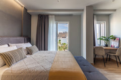Enjoy a stylish experience at this centrally-located place.<br /><br /><b>Licens Glyfada, Greece Raise Kornarou City Stay 33 Entire rental unit vacation rental 619387016723940862
