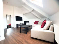 Situé en plein cœur de Bruxelles et est facilement accessible en transports en c Brussels, Belgium Lakeside Brussels Entire rental unit vacation rental 40857935