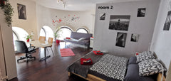 Please read this whole profile - THANKS!	<br /><br />Between the castle "Schönbr Vienna, Austria 27m² modern room, 5 min to center! Private room in rental unit vacation rental 1205020