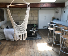 L’apparement est situé en plein cœur de Bordeaux. <br />Situé dans le quartier d Bordeaux, France Appartement de charme Entire rental unit vacation rental 35366641