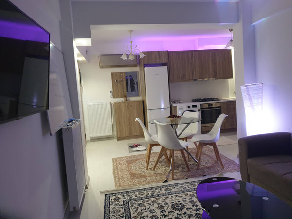Mavili Square, one of Athens’ coolest spots to grab a drink<br />Mavili Square i Athens, Greece Welcome To MAVILIS,5 min to Metro & Airport Bus - Entire rental unit vacation rental 39286967