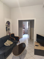 appartement T2 situé à Lyon 6e. A proximité du métro A et a 10 minutes à pied du Lyon, France Appartement cœur de Lyon 6e Entire rental unit vacation rental 763148966086029859