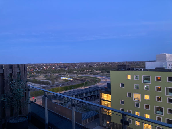 Fantastisk bolig få minutters gang fra fantastisk natur og metrostation. Boligen  Vidunderligt byhus med to store tagterrasser på 6. Entire townhouse vacation rental 39583827
