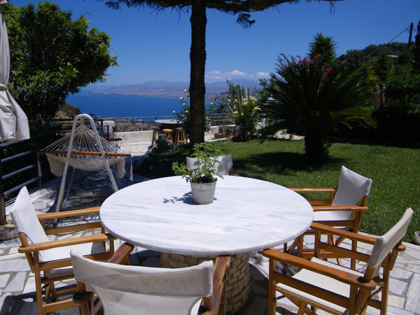 Wonderfull small villa in the traditional mountain village of Rogdia.The house i Greece Garden villa with private pool and sea view. Entire home vacation rental 12363935