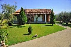 The villa is approved by the Greek National Tourism Organization (GNTO)  with li Rethimnon, Greece 4 bedroom villa 1,5 km to the Sea!! Entire home vacation rental 2314272