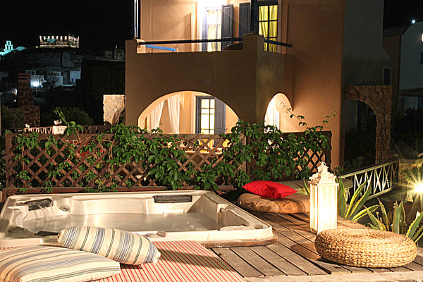 Villa Athena has been renovated in July of 2022. After the pandemic a lot has ch Larchmont, NY Villa Athena with 2  Jacuzzi's Entire home vacation rental 4738518