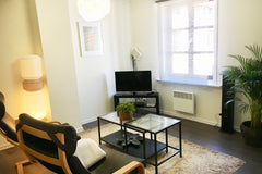 Een gerenoveerd authentiek historisch huisje (beluik-huisje) van 1862 in het cen Ghent, Belgium Historic house in center Gent Entire home vacation rental 13704632