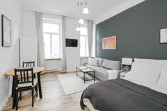 Cozy studio in Vienna's most popular residential district Hernals<br /><br />Loc Vienna, Austria Traditional Vienna Studio, direct tram to center ♥ Entire rental unit vacation rental 53131663