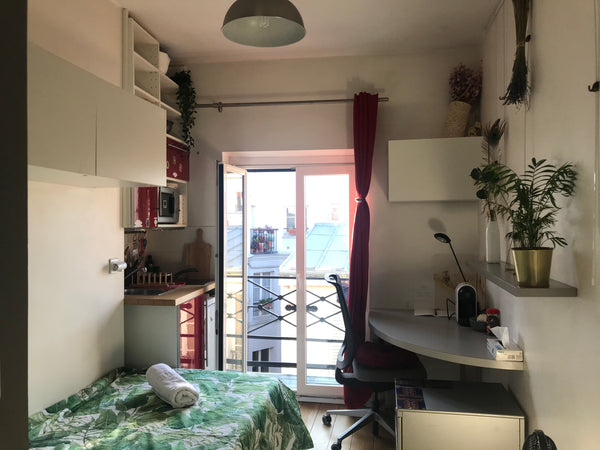Simplifiez-vous la vie dans ce logement paisible et central.<br /><br /><b>Guest Paris, France Super studette Entire rental unit vacation rental 11321539