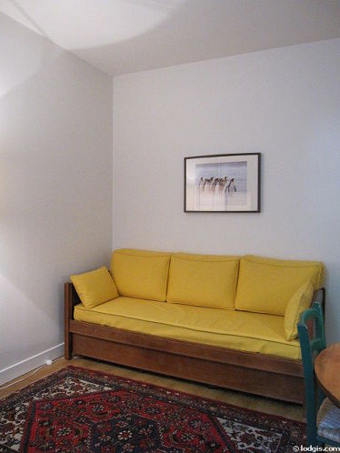 Petit studio, indépendant, clair et très calme : coin cuisine équipée  (2 plaque Paris, France Studio Panthéon Entire rental unit vacation rental 10955131