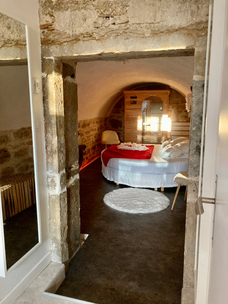 Ly'Ove:<br />Un appartement de 40m2 vous ouvrira ses portes sur une décoration r Lyon, France Appartement de charme romantique Vieux-Lyon Entire rental unit vacation rental 13110401