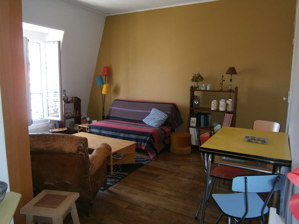 Appartement de charme avec vue sur les toits de Paris, dans un quartier familial Paris, France Appartement Batignolles PlaceClichy Entire rental unit vacation rental 6620594