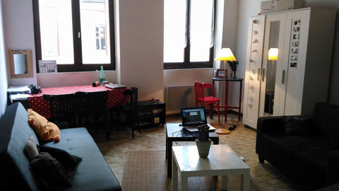 Bel appartement au cœur de la Croix-Rousse dans un immeuble canut, à deux pas du Lyon, France Joli appartement Croix Rousse Entire rental unit vacation rental 10871770