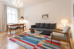 Die Wohnung hat 75 m2 und liegt im  3. Stock mit Lift.<br />Sie ist neu renovier Vienna, Austria Balkon Wohnung für 4 Personen Entire rental unit vacation rental 26147879