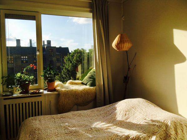 Beautiful, bright and quiet apartment in the heart of charming Frederiksberg. <b Copenhagen, Denmark Live Close to Charming Frederiksberg Have Entire condo vacation rental 3863946