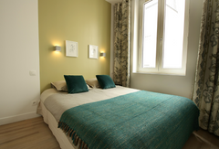 One-Bed M is a chic and comfortable apartment on the 3rd floor, in the heart of   OneBed-M in the heart of Paris Entire rental unit vacation rental 29590618