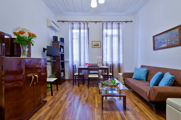 Aphrodite House is a comfortable holiday option in the heart of the Old Town, ju  Aphrodite House | In The Heart Of Chania Old Town Entire home vacation rental 41866194