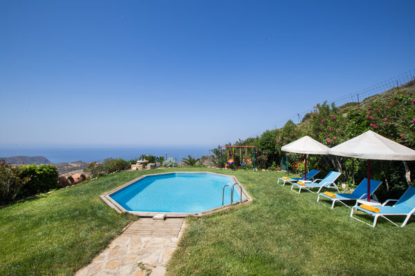 The complex of Triopetra villas hosts Villa Kadiani and Villa Dimitris. <br />Ea  Triopetra Villas-With spectacular view Entire villa vacation rental 46825197