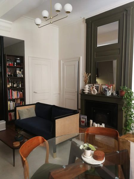 Chambre et salle de bain privées, dans notre appartement ancien de 72m². Le loge Lyon, France Appartement Lyon 1er, proche place Sathonay Private room in rental unit vacation rental 747813605844413020
