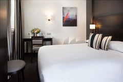 Enjoy a unique stay, close to the greatest Parisian attractions! Our room for on  Elegant cocoon ideally located Room in boutique hotel vacation rental 29646598