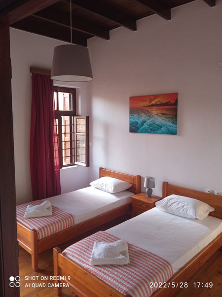 Our appartments are situated in the old town of chania. <br />The first appartme  Galanis apartment 1st&2nd floor, old town Chania Entire rental unit vacation rental 27822867