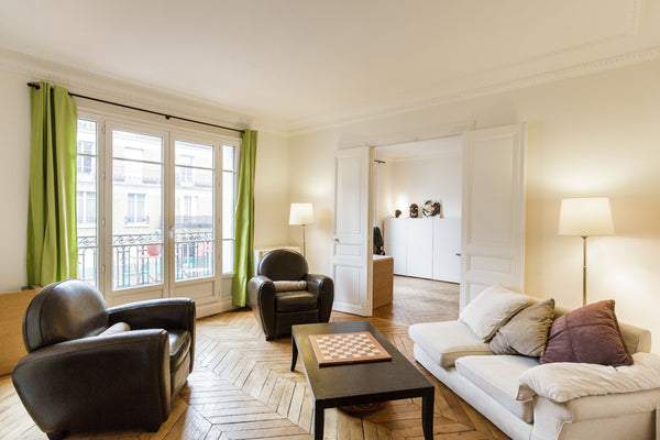 Spacious flat (71 sqm / 800 sqft) next to Bastille, 100 meters from one of Paris Paris, France Typical Flat - Haussmann Style Entire rental unit vacation rental 5440024