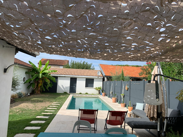 Maison de ville mitoyenne avec jardin et piscine.  Maison de 135 m2 très agréabl Le Bouscat, France Agréable maison avec piscine à 2 pas de Bordeaux Entire townhouse vacation rental 51163621